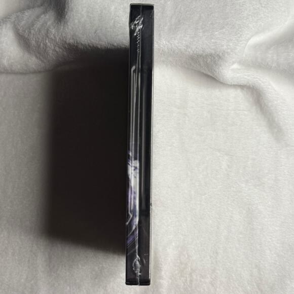 Batman Returns 2013 – Limited Edition Blu-ray Steelbook DVD – NEW & SEALED - Picture 4 of 5